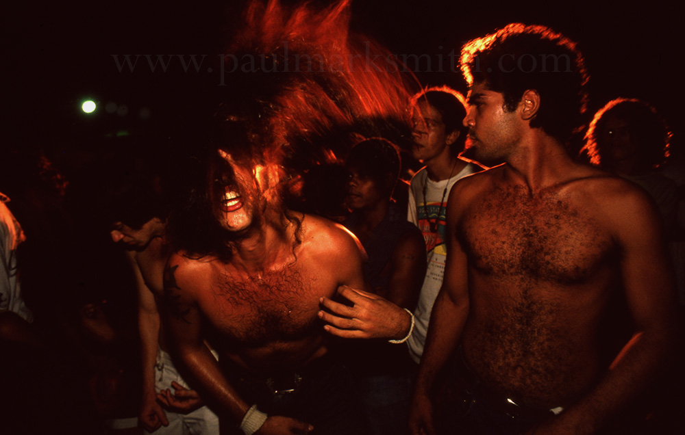 Metal, music, heavy, head banging, air guitar, Cuba